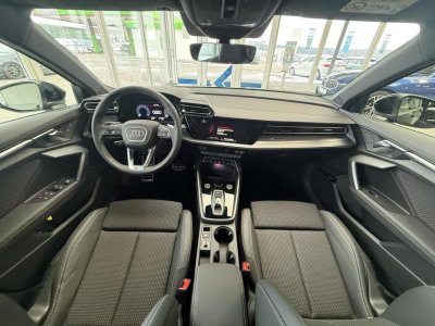 Audi A3 Sportback 15 35 TFSI - 150 - BV S-Tronic 7 8Y S line PHASE 2 - 5