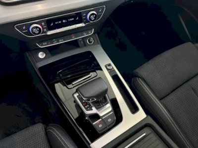 Audi Q5 55 TFSI e 367ch S line quattro S tronic 7   - 16