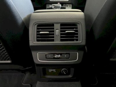 Audi Q5 55 TFSI e 367ch S line quattro S tronic 7   - 30