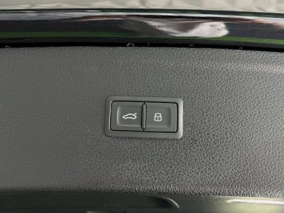 Audi Q5 55 TFSI e 367ch S line quattro S tronic 7   - 37