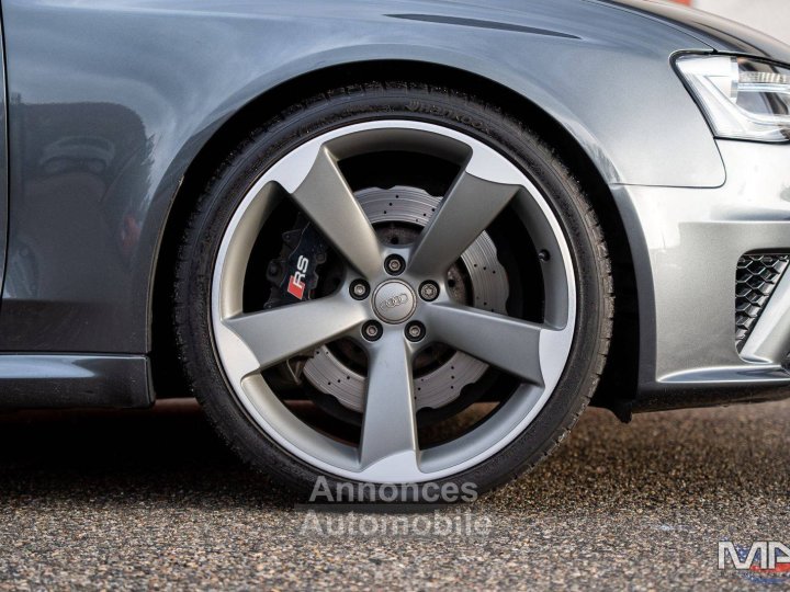 Audi RS4 B8 42 V8 / 1ere main tr&egrave;s faible kms - 10