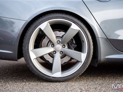 Audi RS4 B8 42 V8 / 1ere main tr&egrave;s faible kms   - 11