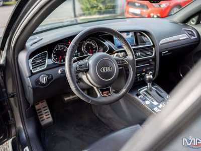 Audi RS4 B8 42 V8 / 1ere main tr&egrave;s faible kms   - 15