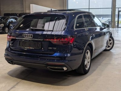 Audi A4 35TDi Avant STRONIC - 3