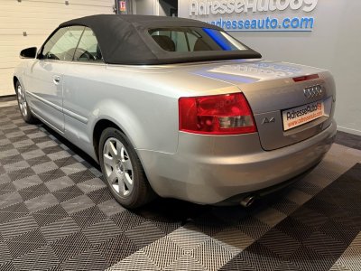 Audi A4 CABRIOLET 163 CV BVM6 - 11