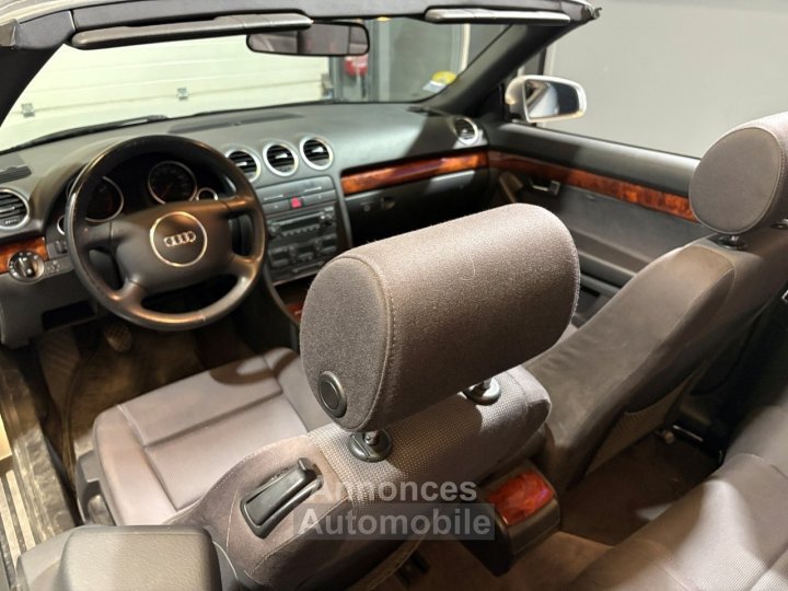 Audi A4 CABRIOLET 163 CV BVM6 - 22