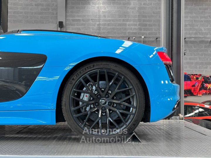Audi R8 R8 SPYDER V10 52 FSI 540 – EXCLUSIVE - CARBONE - 14