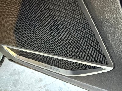 Audi Q3 Sportback 40 TFSI 190 ch S tronic 7 Quattro S line / Bang of Olufsen / Lumière d'ambiance - 32