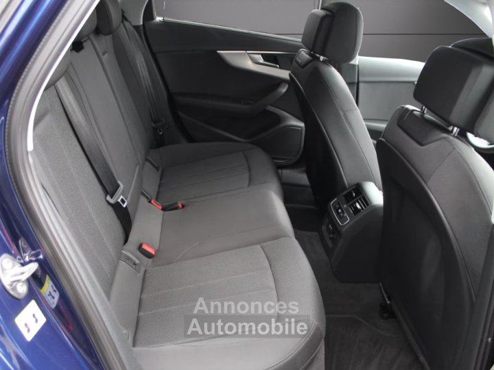 Audi A4  Avant S line Competition 35 TFSI 150 ch S tronic &ndash; Matrix LED &bull; Navi MMI Plus &bull; Attelage &bull; Apple CarPlay &amp; Android Auto - 10