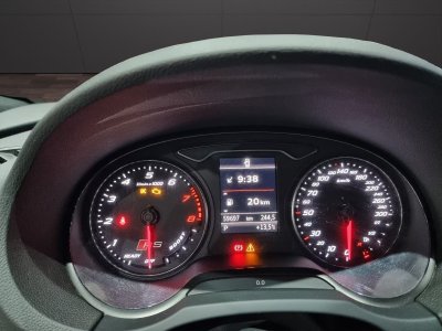 Audi RS3 25 TFSI Quattro 400 ch - S tronic &bull; LED &bull; Si&egrave;ges Sport Cuir &bull; Chauffants &bull; Navi   - 8