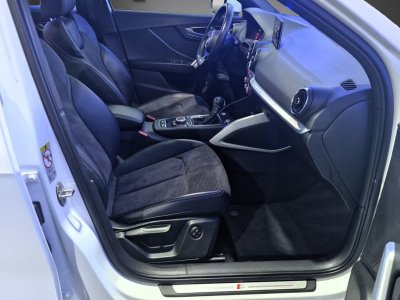 Audi Q2 20 TFSI 190ch Quattro S tronic 7 S Line - Volant m&eacute;plat - Toit ouvrant - Virtual Cockpit   - 11