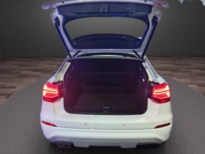 Audi Q2 20 TFSI 190ch Quattro S tronic 7 S Line - Volant m&eacute;plat - Toit ouvrant - Virtual Cockpit   - 17