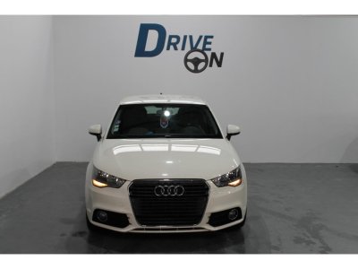Audi A1 14 TFSI - 122 - Start/Stop BERLINE Ambiente   - 2