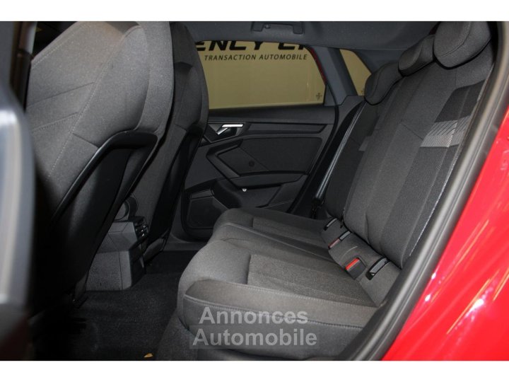 Audi A3 Sportback 10 30 TFSI S line Parfait État Entretien - 11
