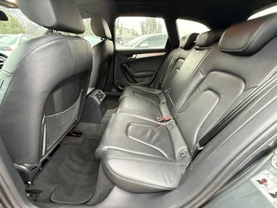 Audi RS4 AVANT 42 V8 FSI 450CH QUATTRO S TRONIC 7 - 7