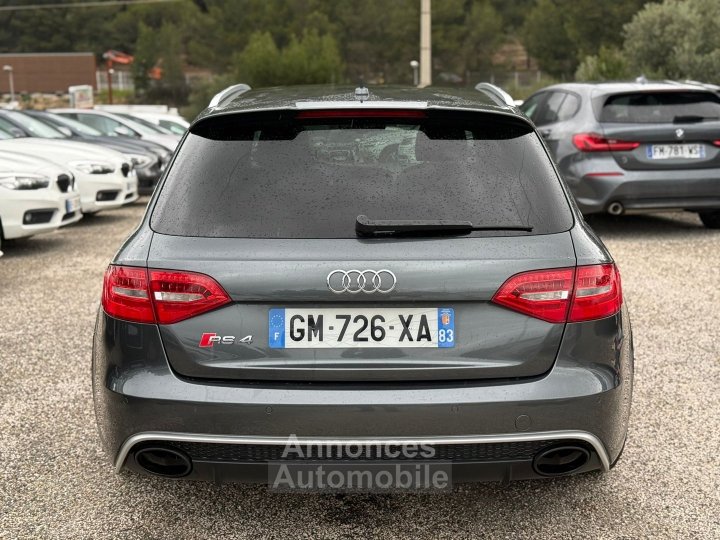 Audi RS4 AVANT 42 V8 FSI 450CH QUATTRO S TRONIC 7 - 11
