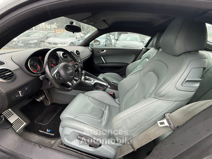 Audi TT 32 V6 250CH QUATTRO S TRONIC 6 - 5