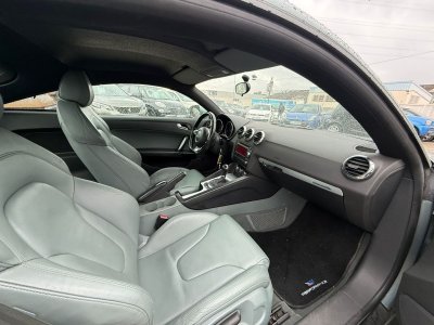 Audi TT 32 V6 250CH QUATTRO S TRONIC 6 - 7
