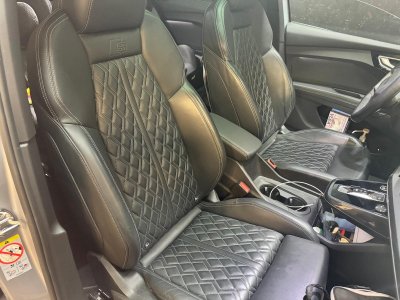 Audi Q4 E-Tron 40 204 ch 82 kW S line / Entretien / Garantie 6 mois   - 14