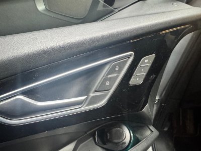 Audi Q4 E-Tron 40 204 ch 82 kW S line / Entretien / Garantie 6 mois   - 16