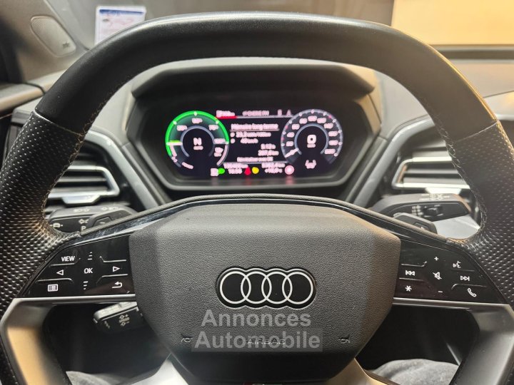 Audi Q4 E-Tron 40 204 ch 82 kW S line / Entretien / Garantie 6 mois - 18