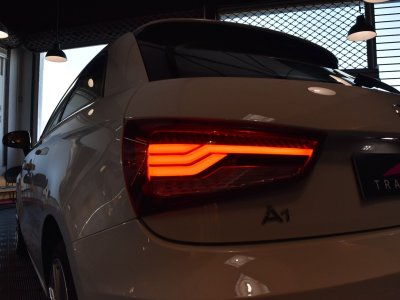 Audi A1 14 TFSI 125 BVM6 S line   - 10