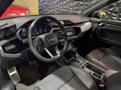 Audi Q3 35 TFSI 150ch S line S tronic 7   - 7