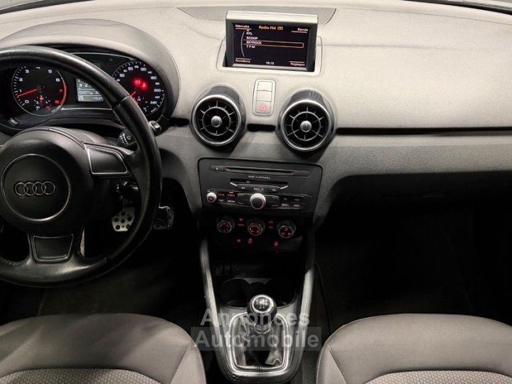 Audi A1 12 tfsi 90 s-line - 3