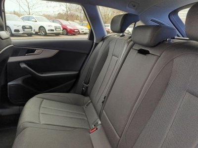 Audi A4 Avant II 40 20 TDi Mild Hybrid S-tronic7 204 cv BVA S-LINE PREMIERE Main   - 18