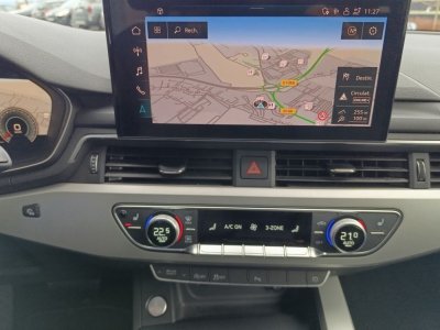 Audi A4 Avant II 40 20 TDi Mild Hybrid S-tronic7 204 cv BVA S-LINE PREMIERE Main   - 23