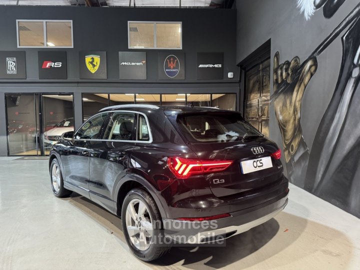 Audi Q3 35 TFSI 150 S Tronic DESIGN LUXE 1ere Main Attelage - 3