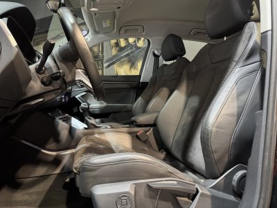 Audi Q3 35 TFSI 150 S Tronic DESIGN LUXE 1ere Main Attelage   - 10