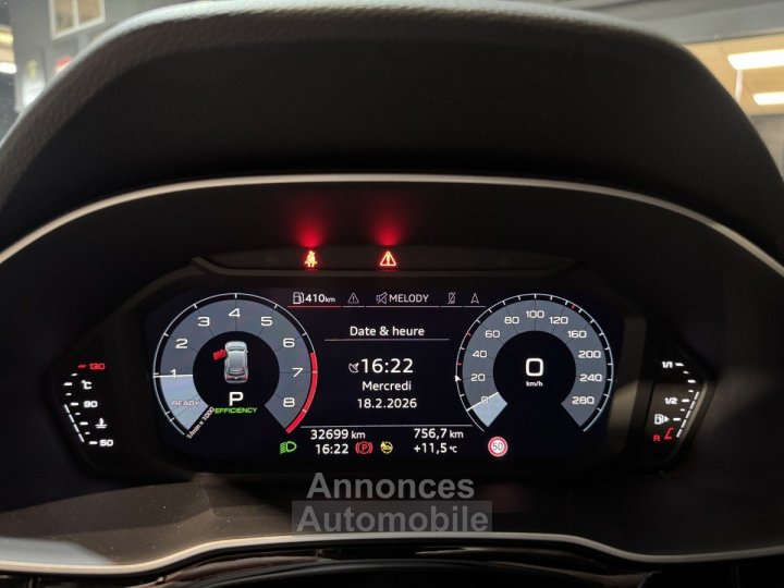 Audi Q3 35 TFSI 150 S Tronic DESIGN LUXE 1ere Main Attelage - 12