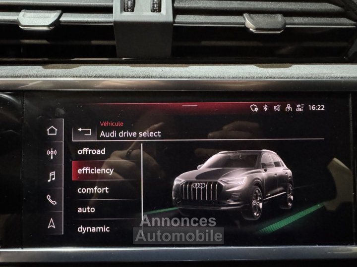 Audi Q3 35 TFSI 150 S Tronic DESIGN LUXE 1ere Main Attelage - 16