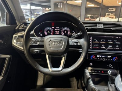 Audi Q3 35 TFSI 150 S Tronic DESIGN LUXE 1ere Main Attelage   - 23