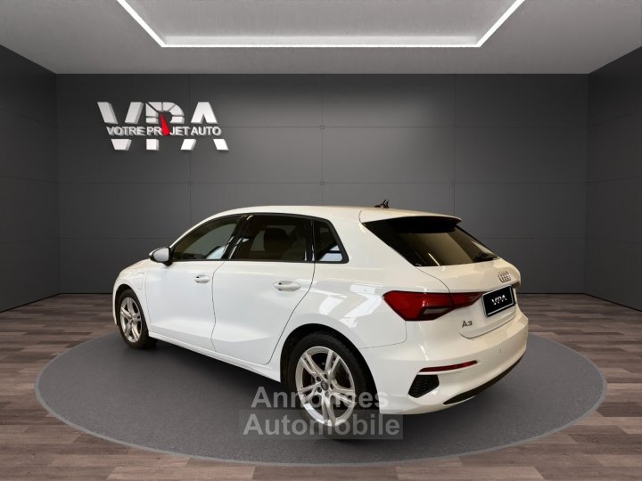 Audi A3 40 TFSI e Hybride Rechargeable Smart Interface * Jantes Alliage 17" * Soundgenerator * Bo&icirc;te S tronic - 3