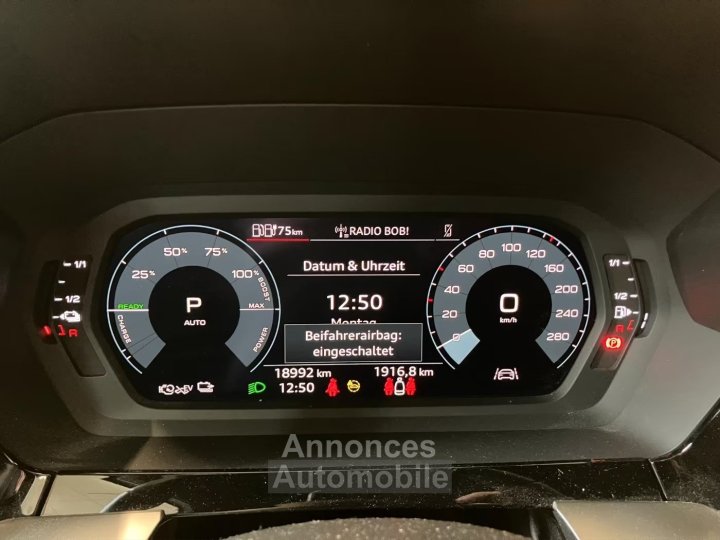 Audi A3 40 TFSI e Hybride Rechargeable Smart Interface * Jantes Alliage 17" * Soundgenerator * Bo&icirc;te S tronic - 9