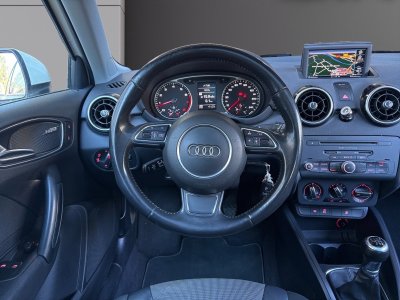 Audi A1 14 TFSI 122 Attraction toit ouvrant panoramique son Bose excellent &eacute;tat garantie 12 mois   - 13