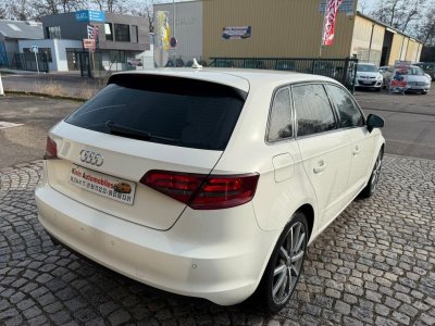 Audi A3 Sportback Série 3 (8VA) 16 TDi 16V S-Tronic7 S&S 105 cv Boîte auto 2013-145500 km GPS - 4