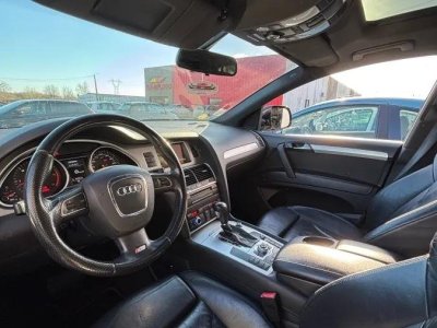 Audi Q7 30 TDI 205 S-LINE QUATTRO / 7 PLACES / CUIR ELECTRIQUE / CAMERA DE RECUL / TOIT OUVRANT   - 11