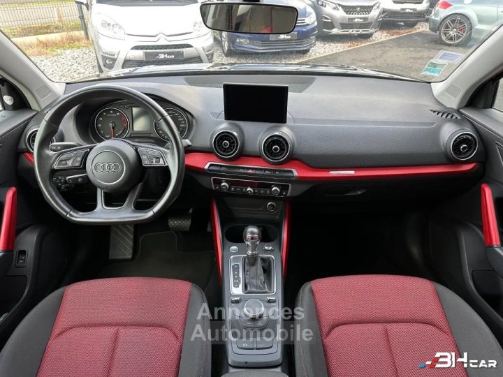 Audi Q2 10 30 TFSI 115 SPORT S-TRONIC BVA - 12