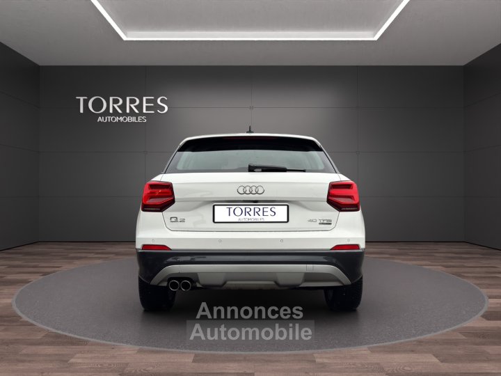 Audi Q2 40 TFSI 20 190CH QUATTRO S TRONIC DESIGN LUXE 1ere main Française - 5