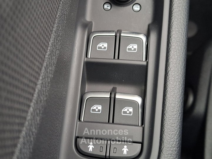 Audi Q2 35 TFSI 150 S tronic 7 S line - 17