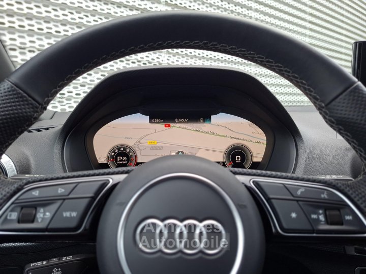 Audi Q2 35 TFSI 150 S tronic 7 S line - 49