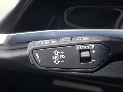 Audi Q3 Sportback 35 TDI 150 ch S tronic 7   - 13