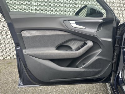 Audi A5 AVANT Avant TDI Hybride 204 ch S tronic 7 S line   - 12