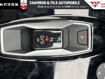 Audi A3 Sportback NOUVELLE 45 TFSI E HYBRIDE RECHARGEABLE 272 S tronic 6 S line   - 16