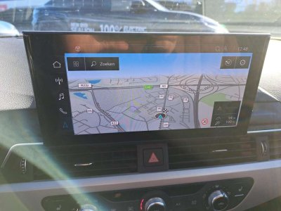 Audi A4 35TFSi Avant STRONIC   - 9