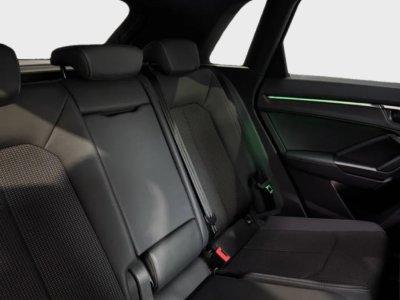 Audi Q3 20 TDI 150ch S line   - 11