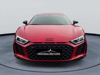 Audi R8 52 FSI quattro 5204cm3 540cv   - 2